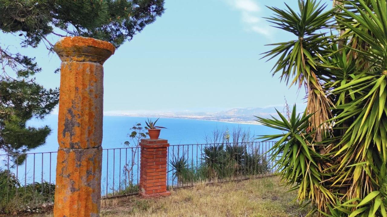 A Casa Di Peppino Villa Greco Tyndaris Extérieur photo