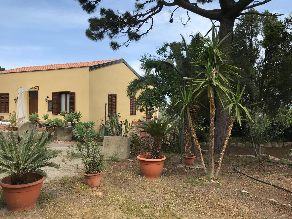 A Casa Di Peppino Villa Greco Tyndaris Extérieur photo
